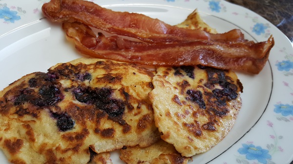 Low Carb Blueberry Crepes