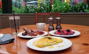 Eating Keto at Opryland Hotel